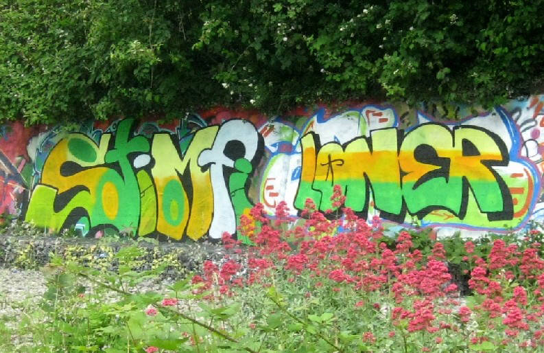 OBERER LETTEN GRAFFITI ZURICH SWITZERLAND upper letten graffiti zurich switzerland