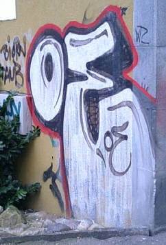 oe graffiti bahnhof oerlikon zrich
